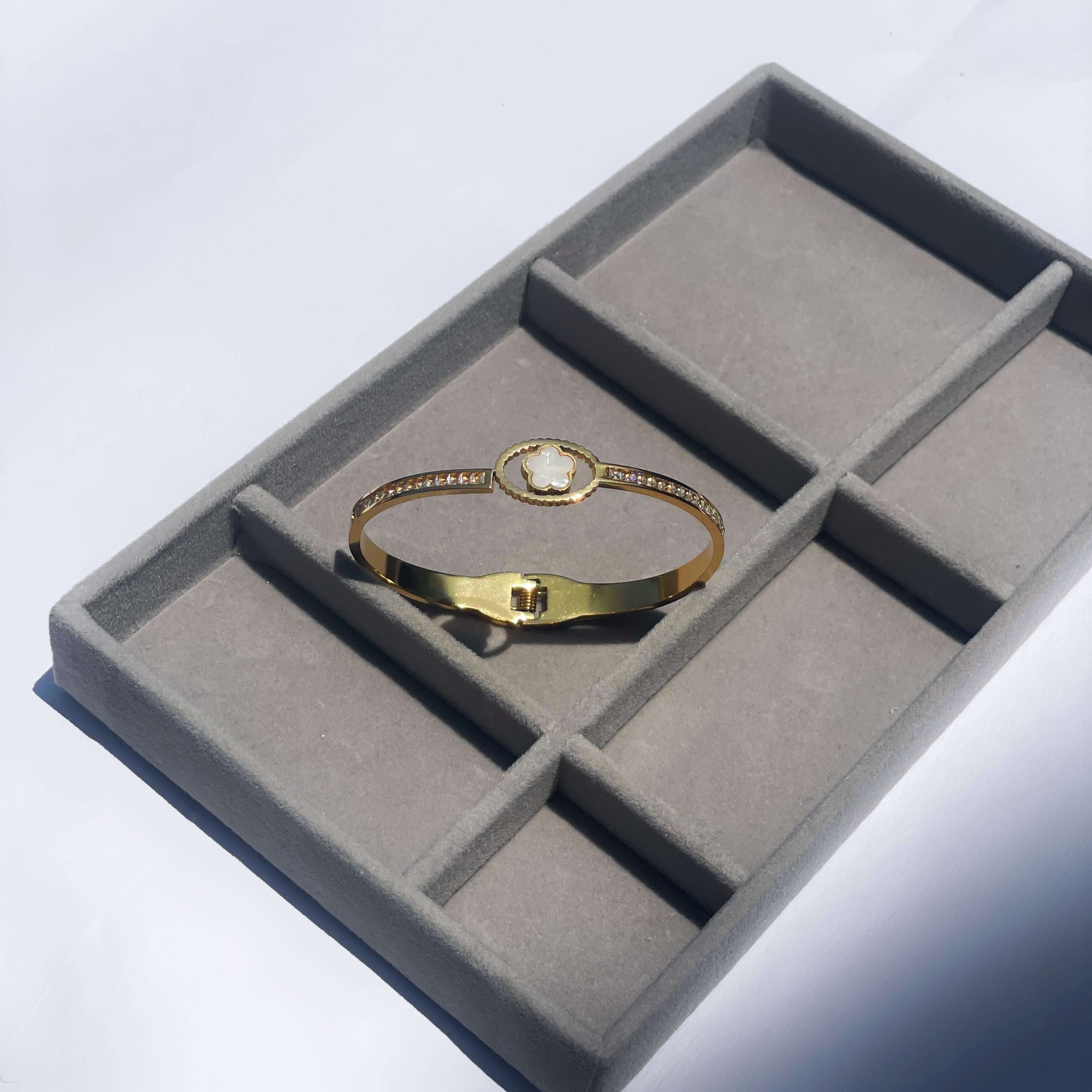 Elowen Cuff