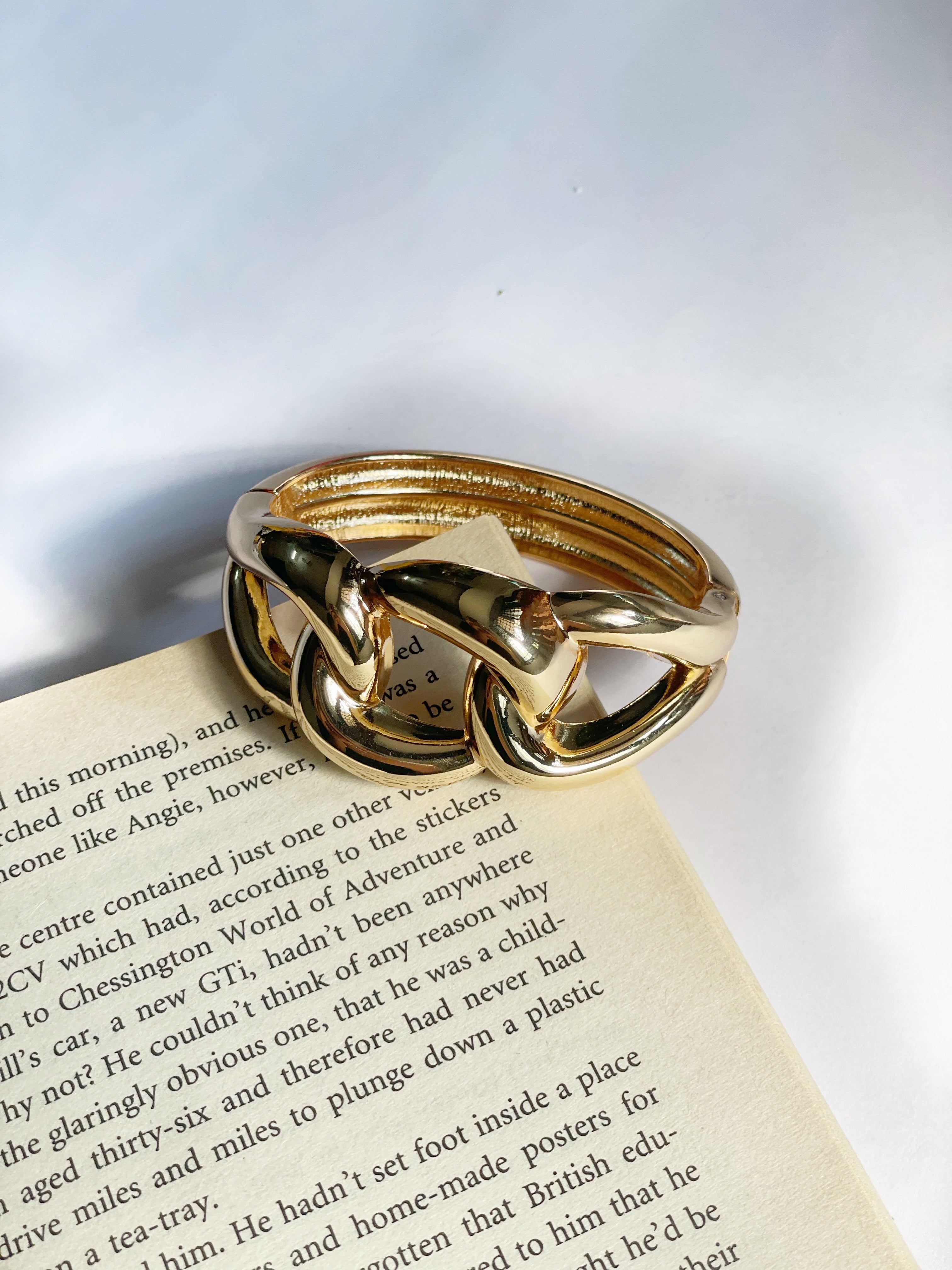 Knot Cuff