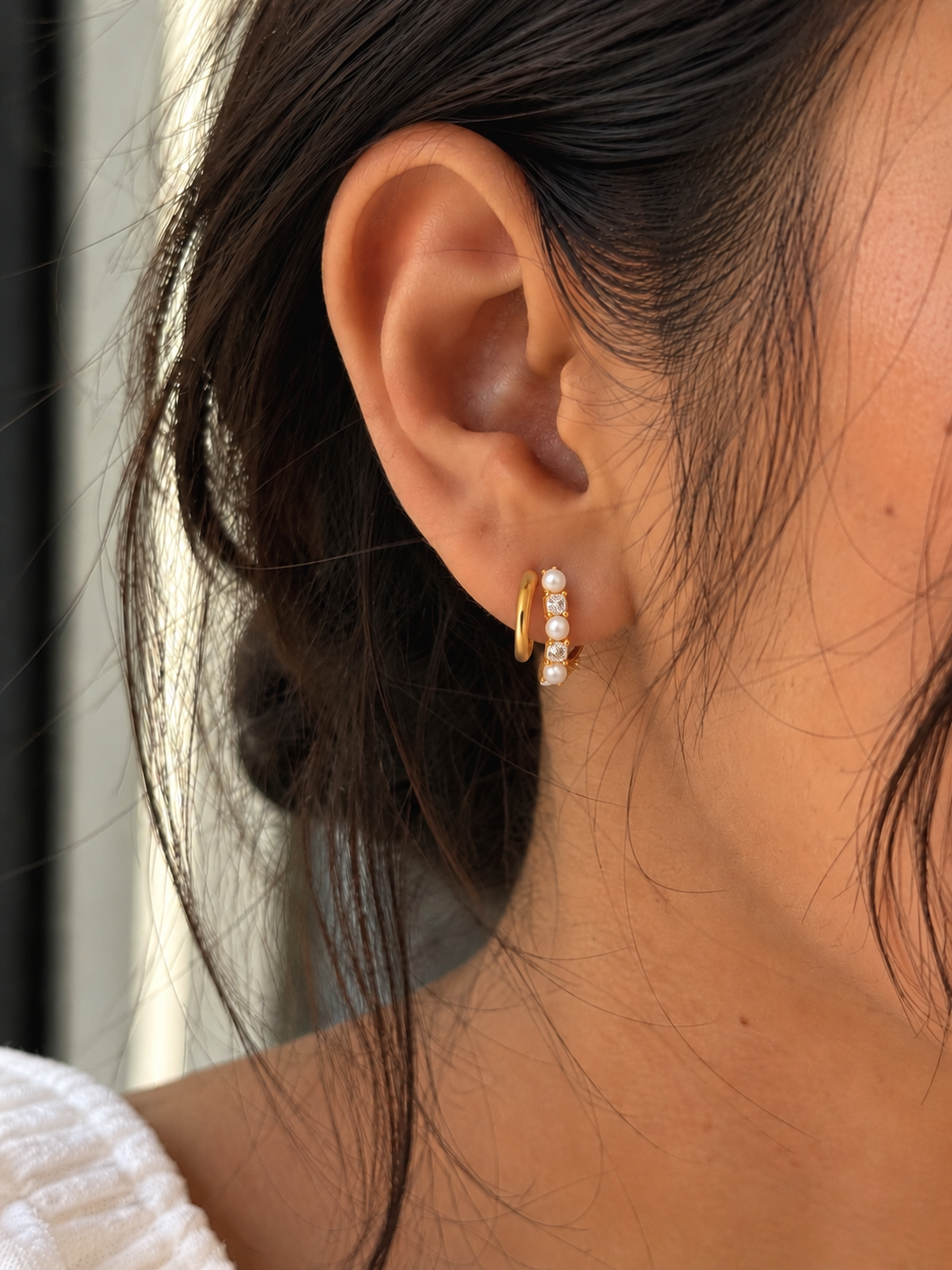 Avelisse Pearl Earrings