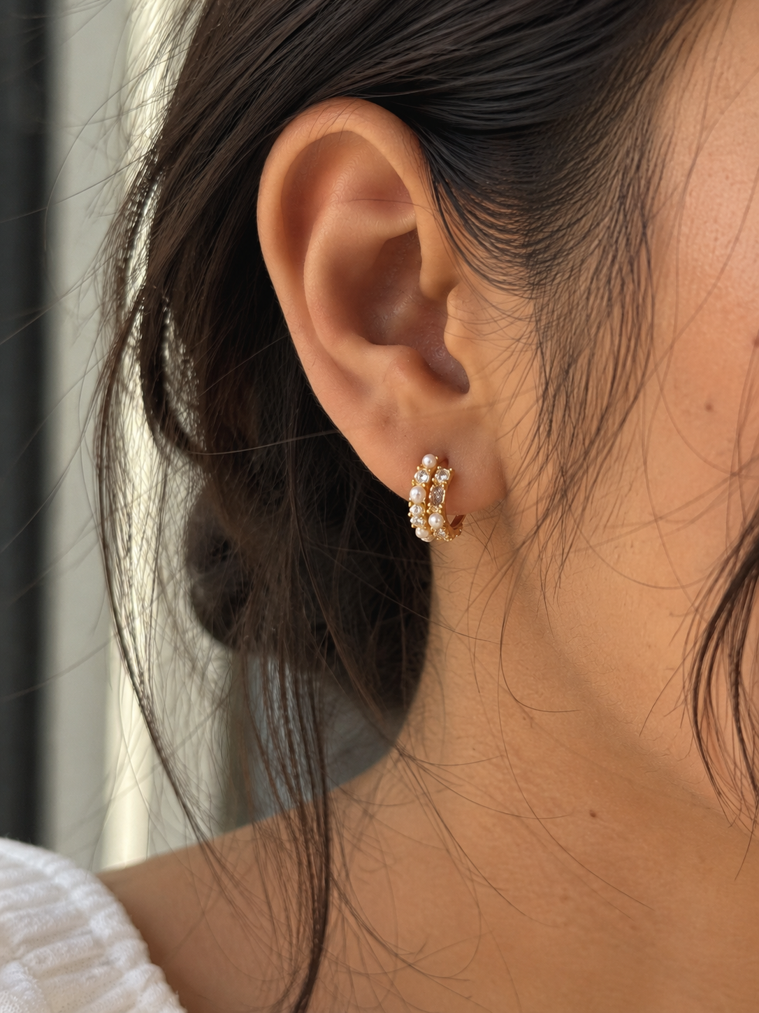 Avelisse Pearl Earrings