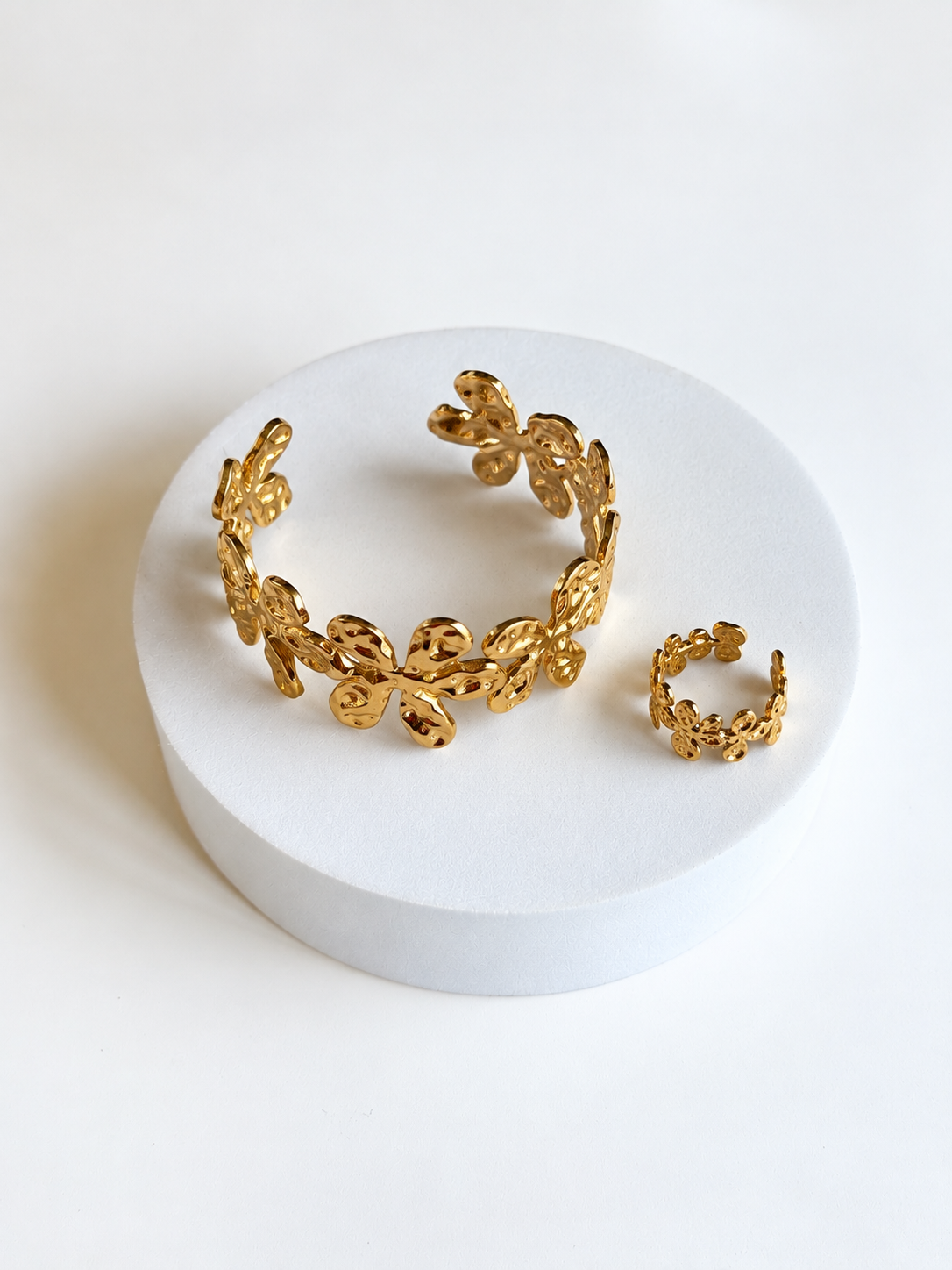Petra Cuff and Ring Set