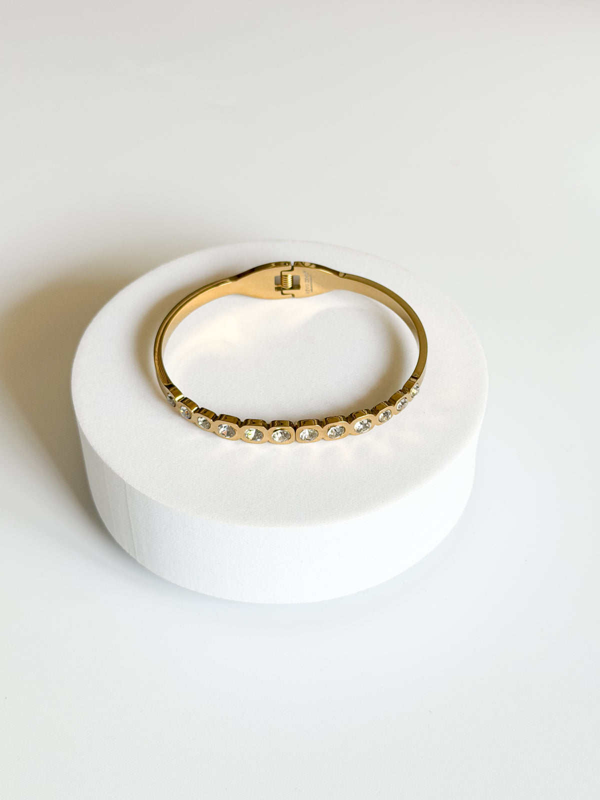 Mirevia Cuff