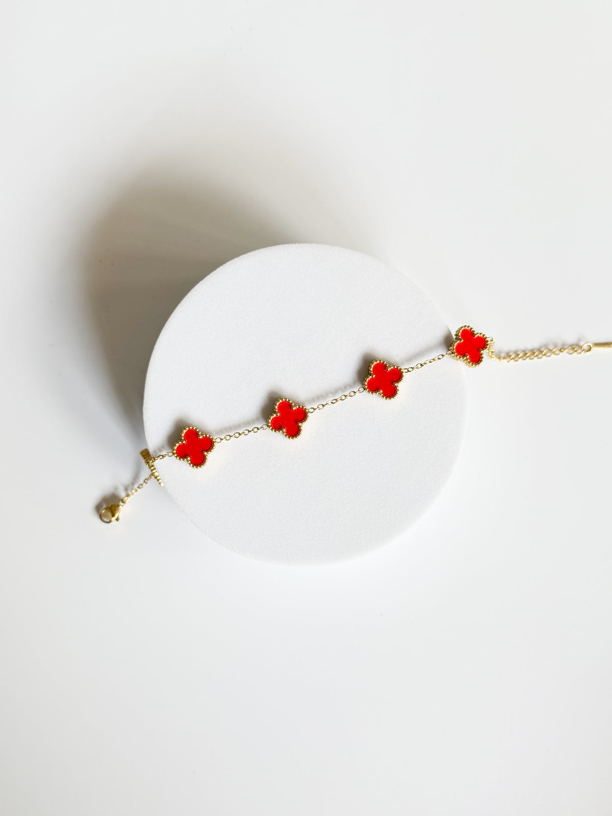 Clover Bracelet (Red)