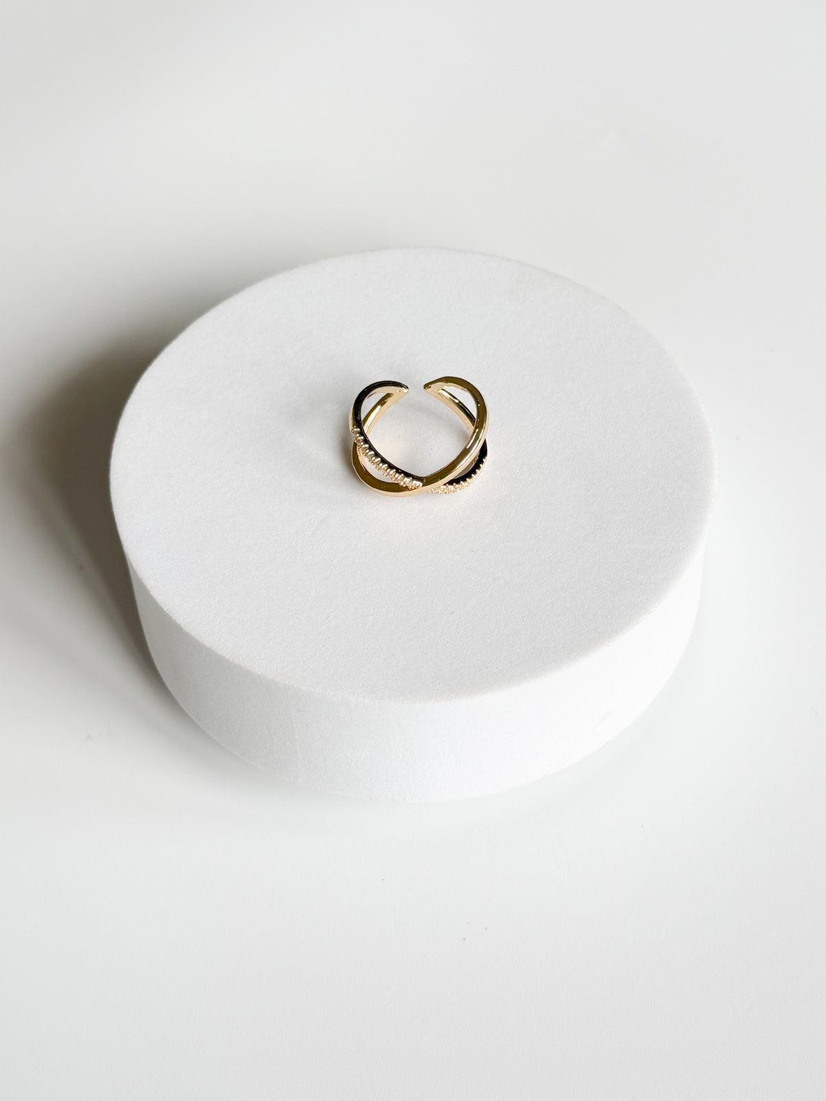 Cross Ring Golden