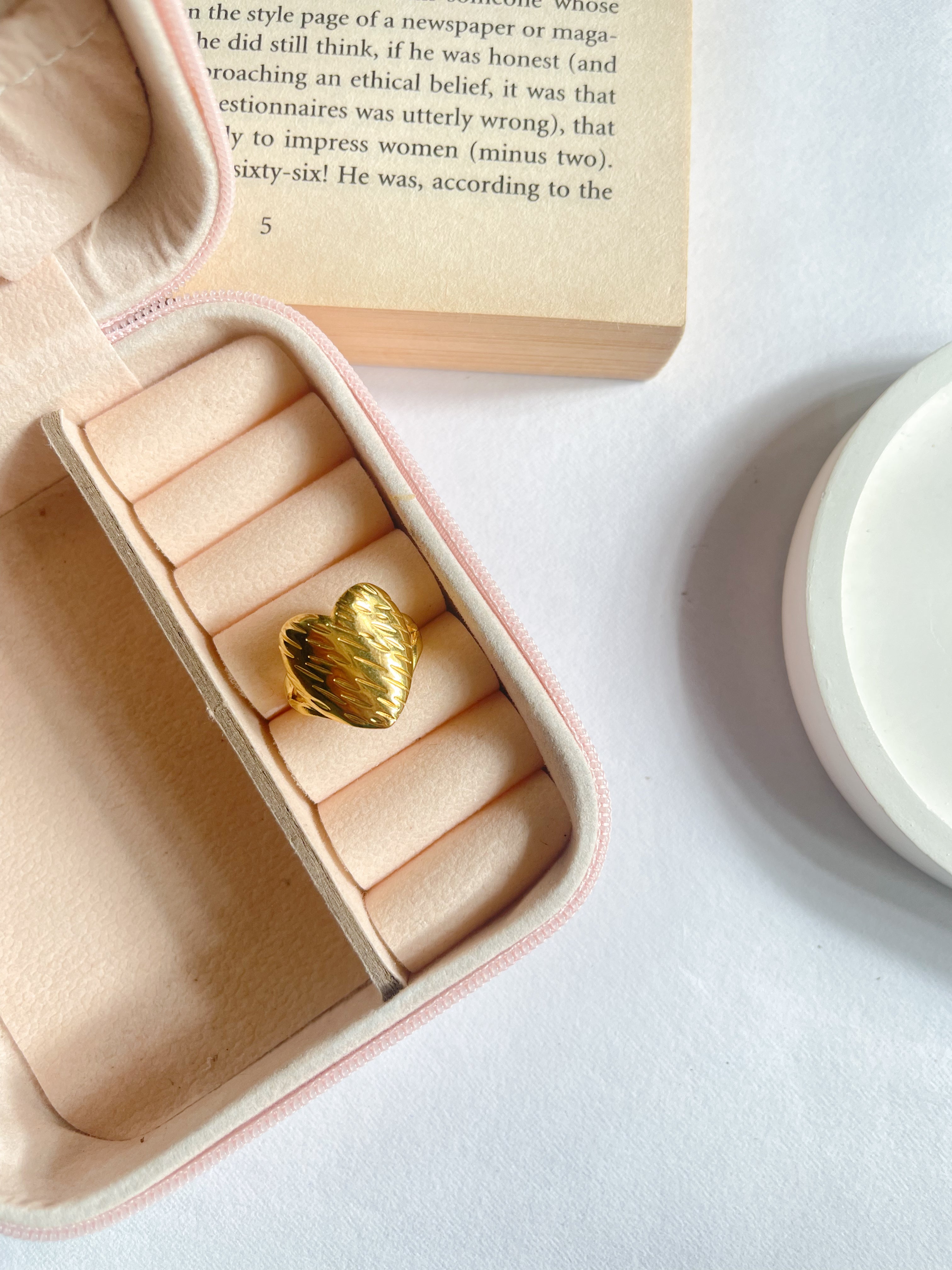 Heartline Ring