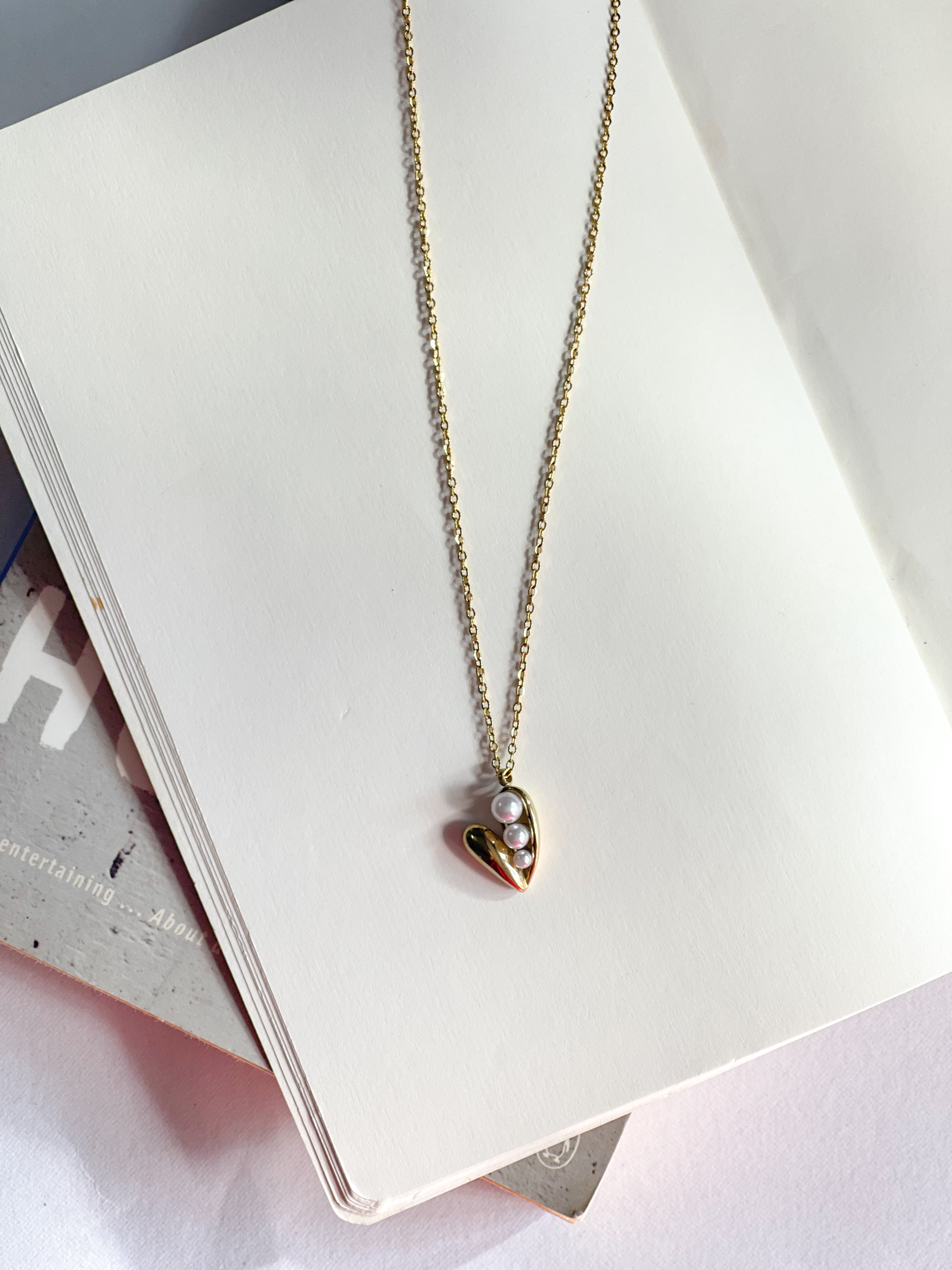 Eclat Heart Necklace