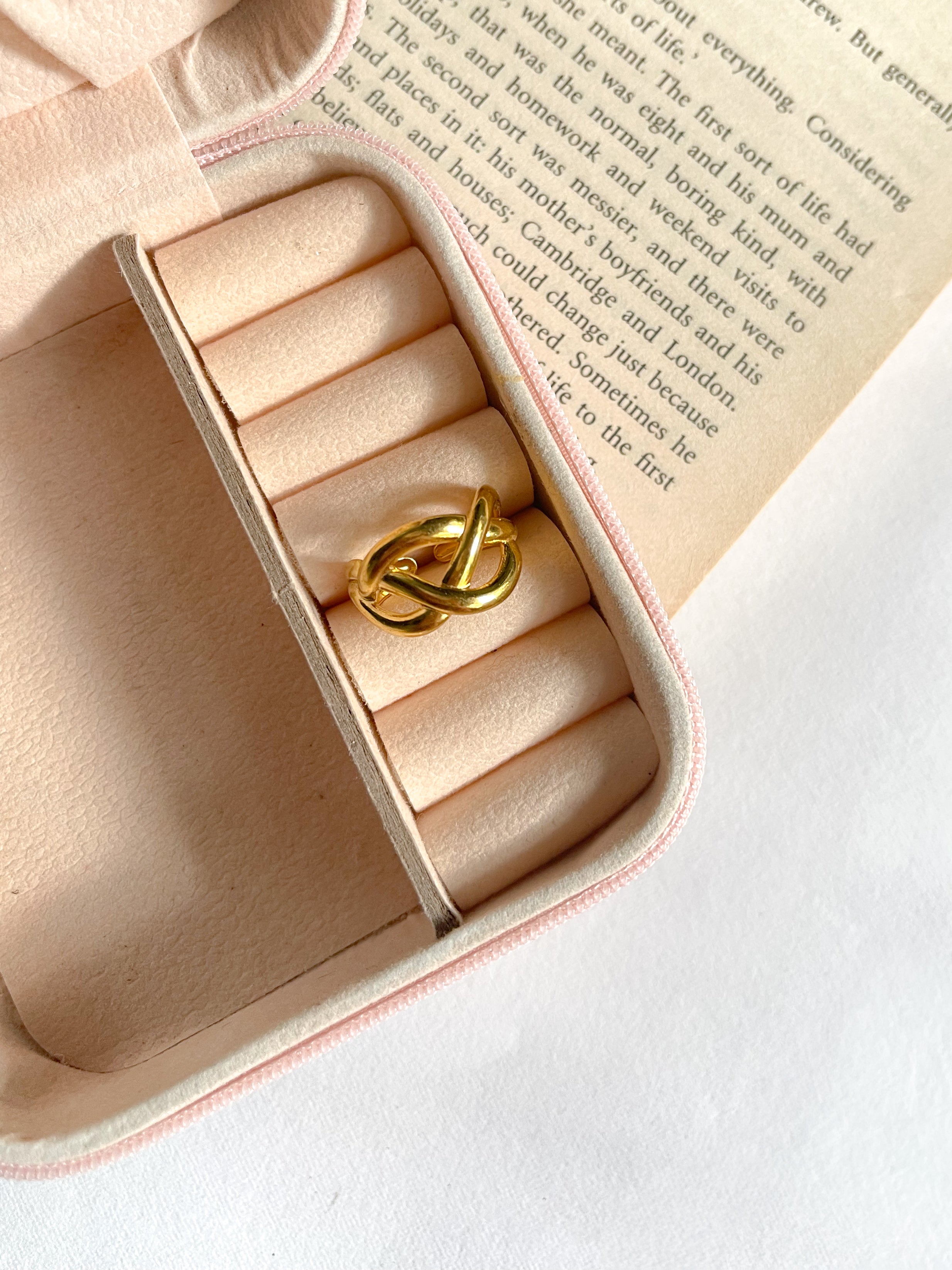 Weavra Ring