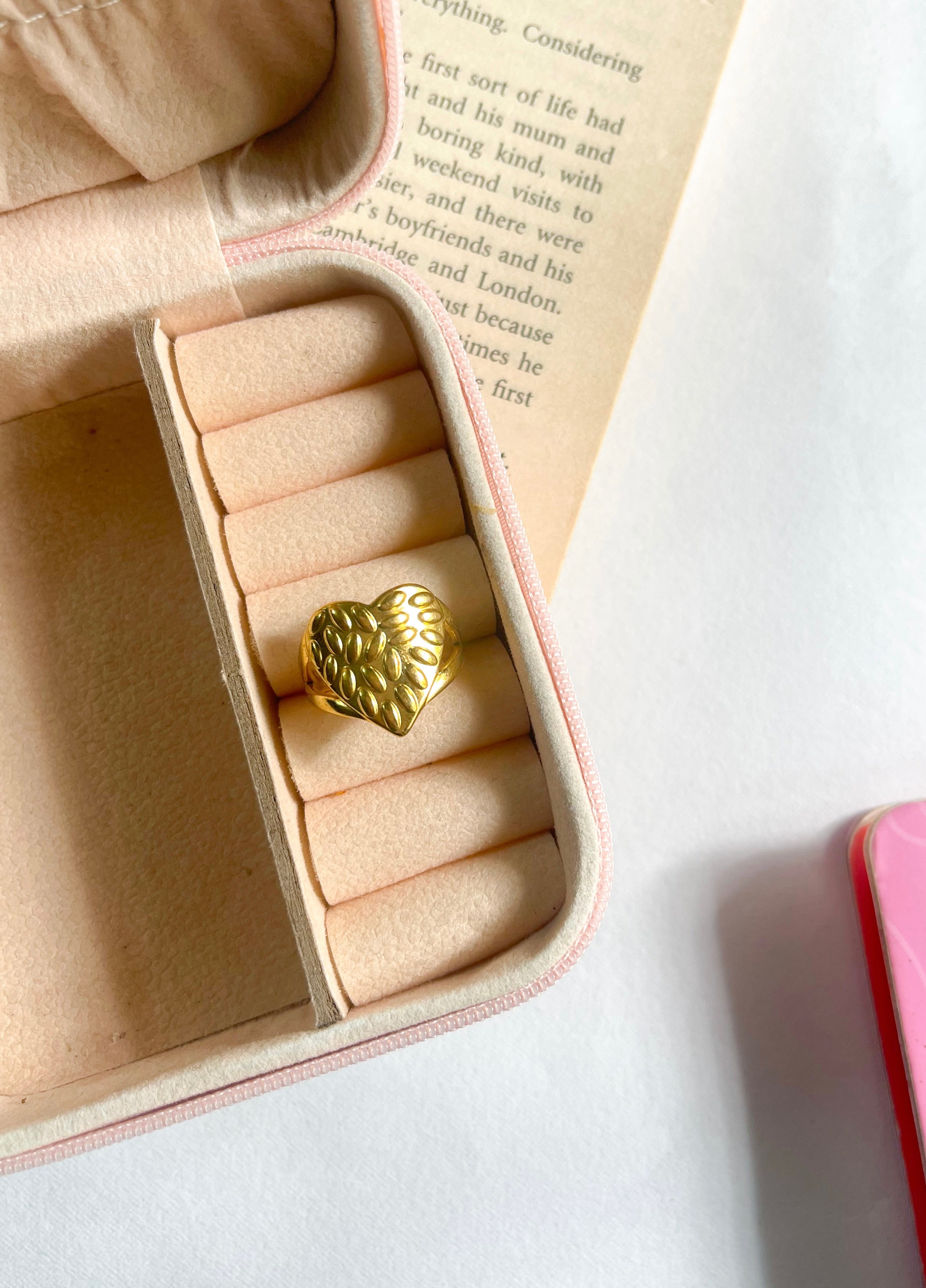Heartmark Ring
