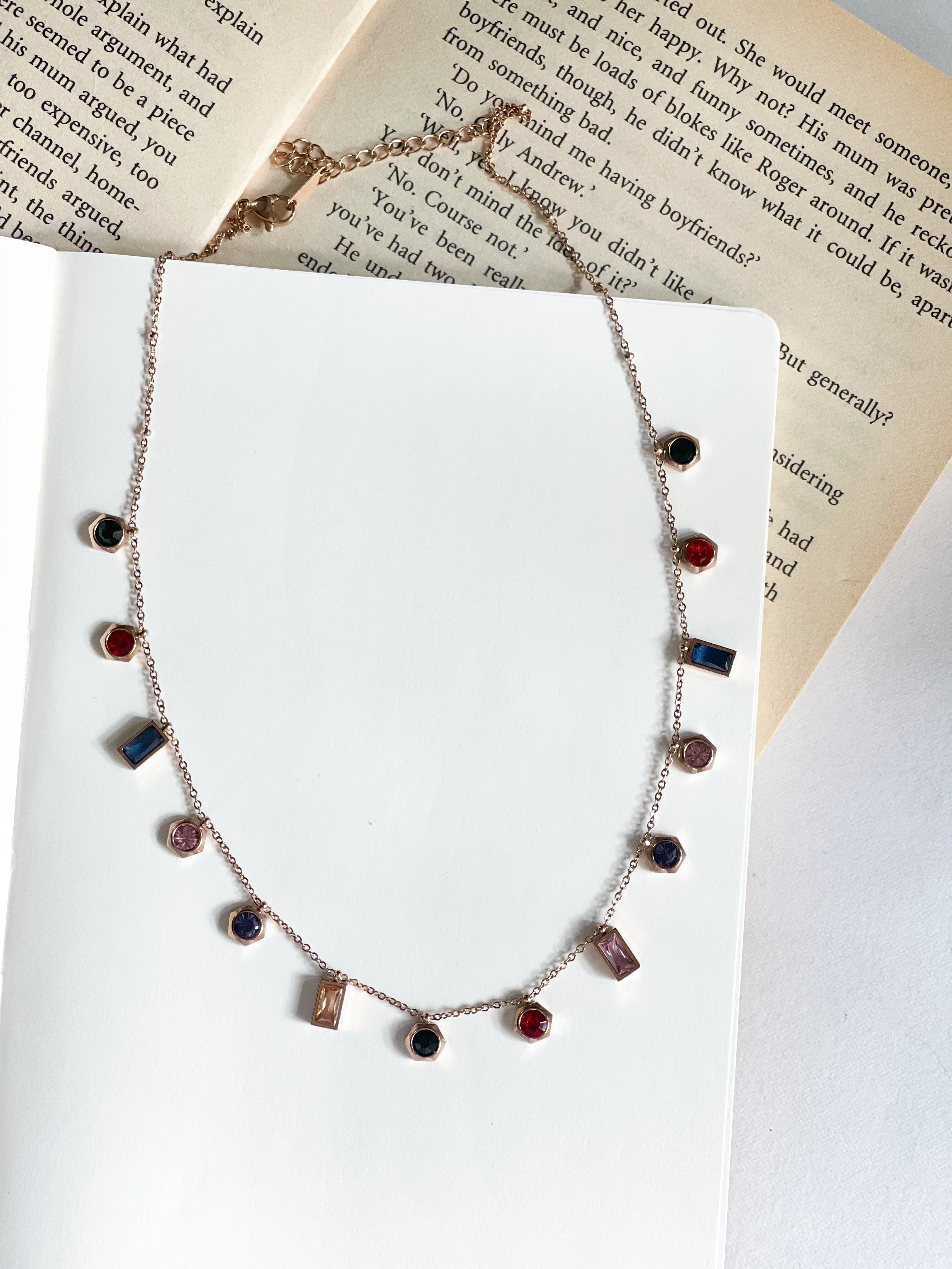 Multicolored necklace